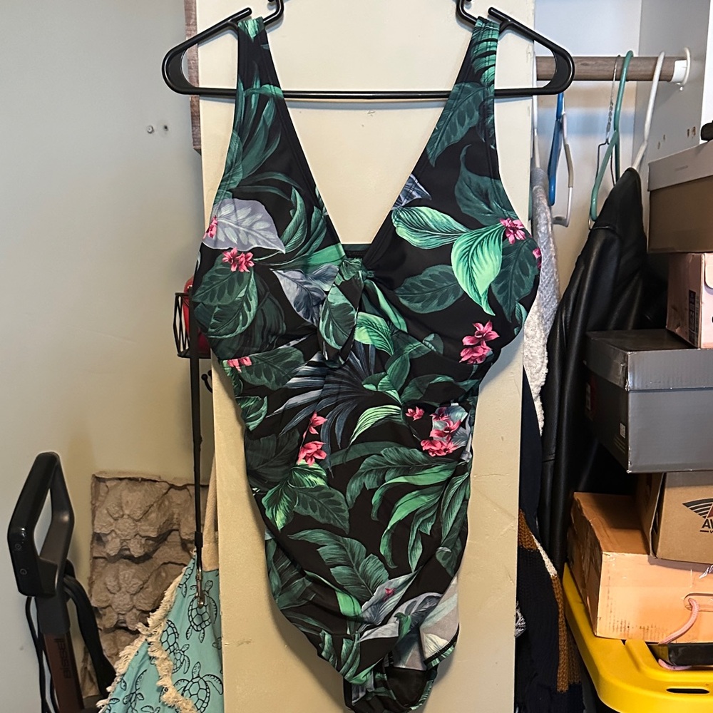 Kona Sol Black and Green Tropical One Piece Swimsuit